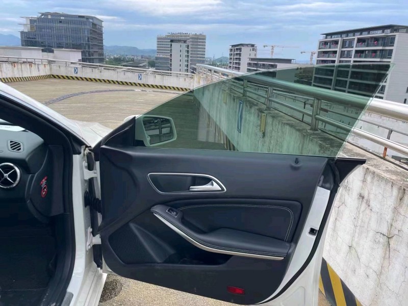 湖州17年奔驰CLA6