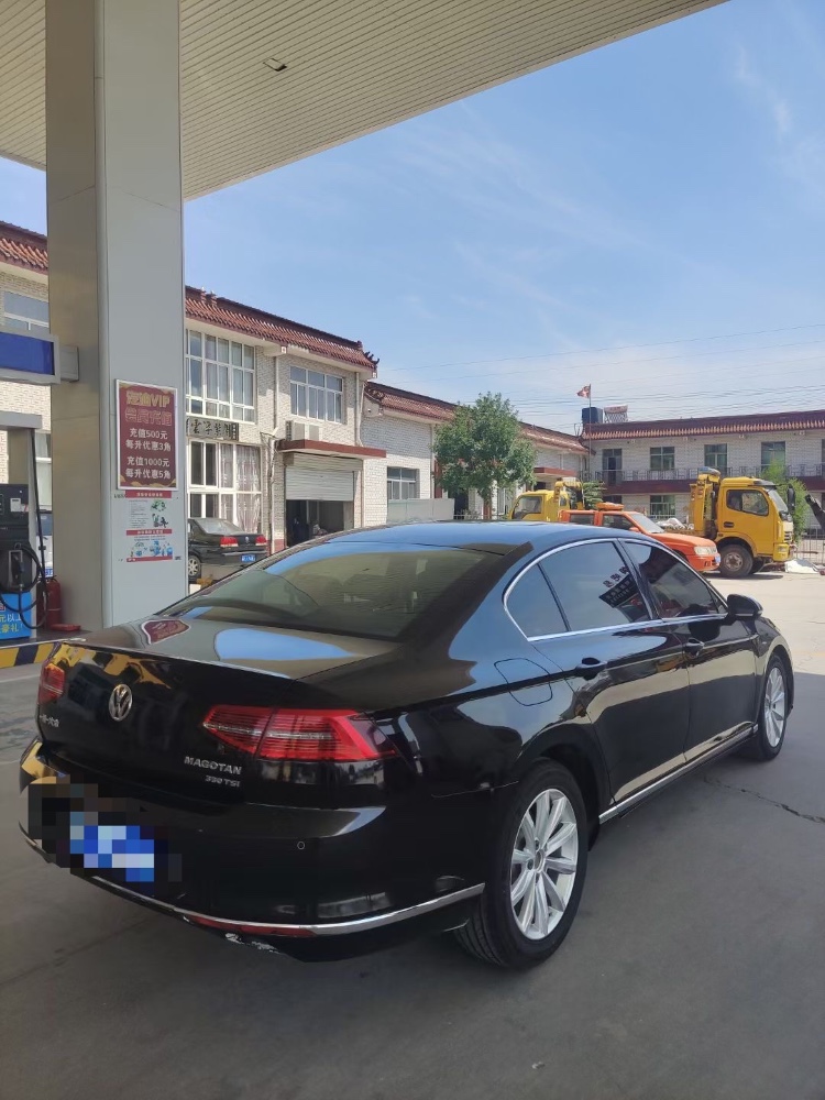 保定18年大众迈腾8