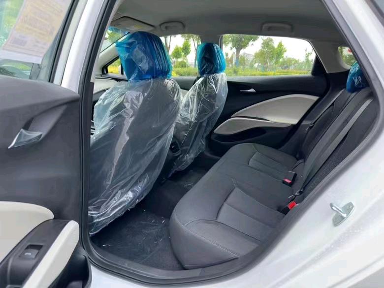 盐城23年别克微蓝4