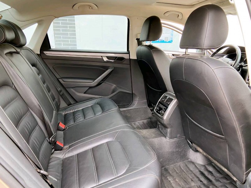 潍坊17年大众帕萨特5