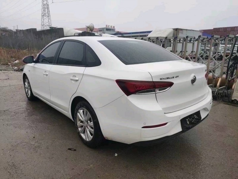 济南20年别克英朗5