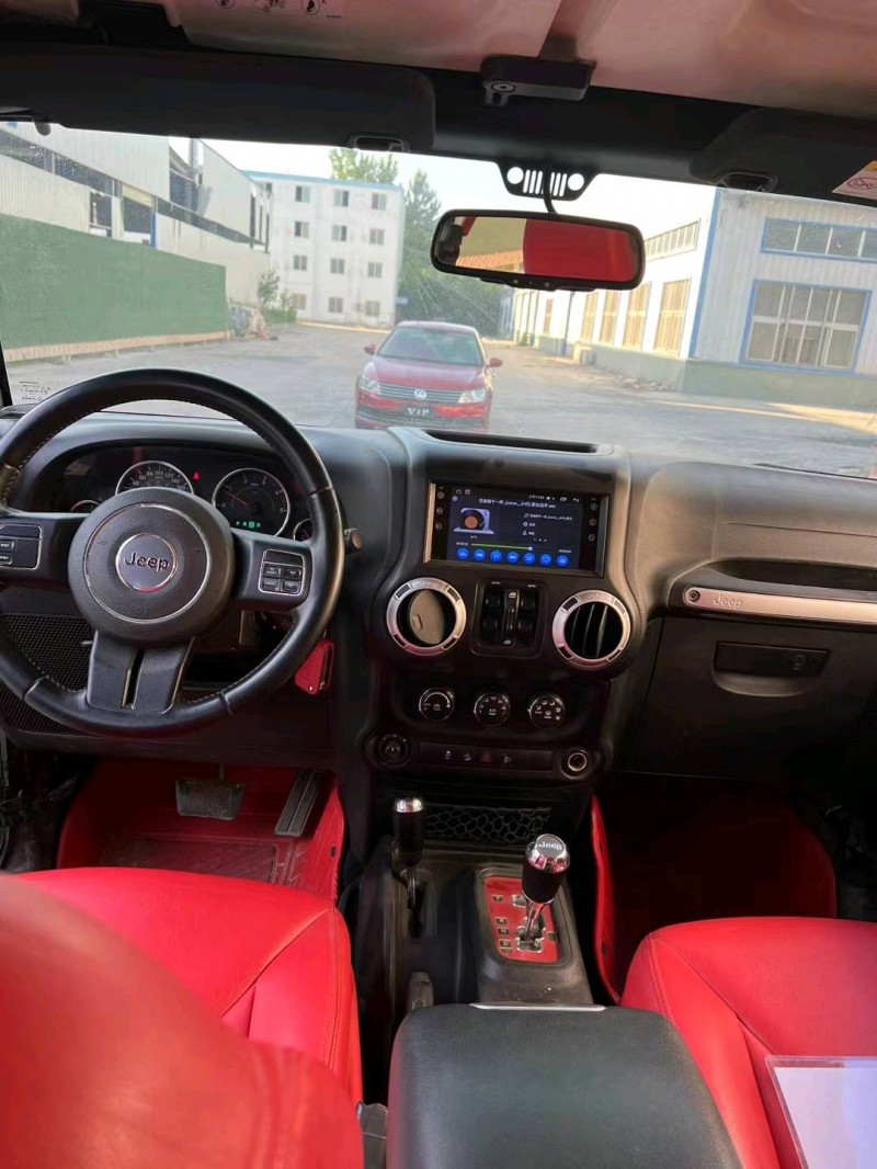 徐州16年Jeep牧马人4