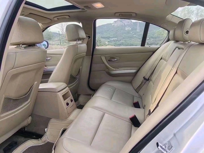 济南09年宝马3系6