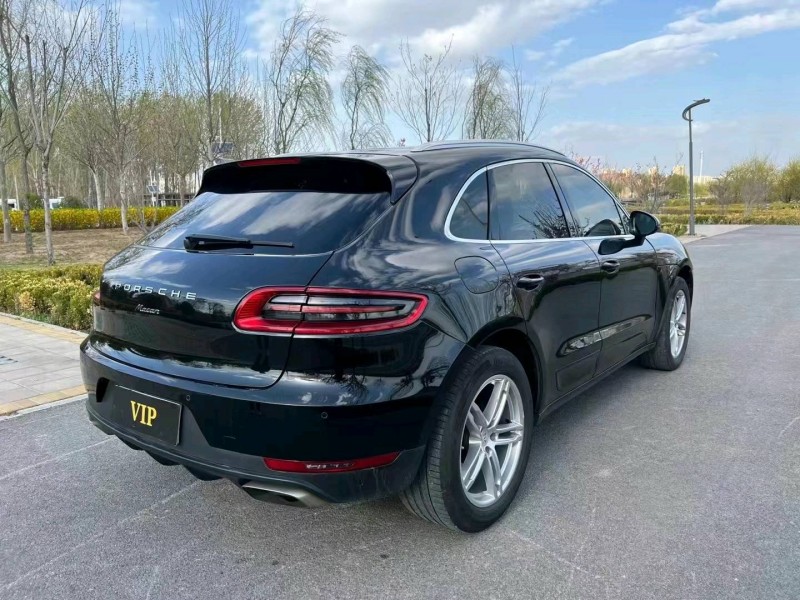 廊坊15年保时捷Macan7