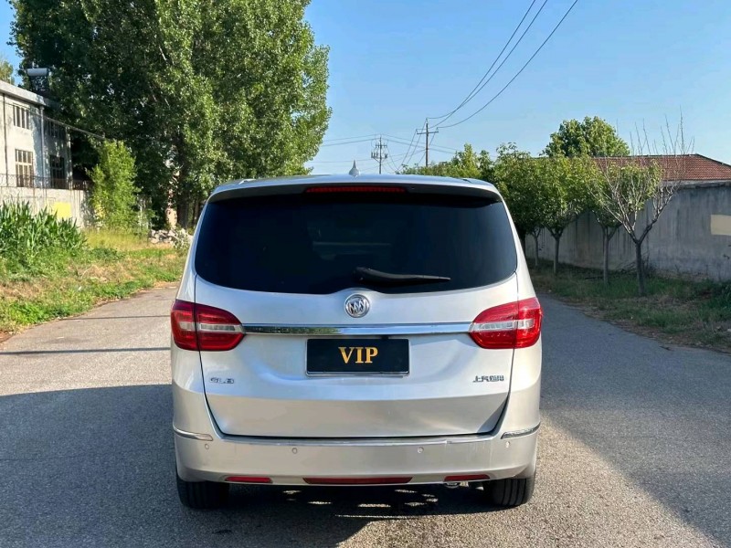 青岛16年别克GL86