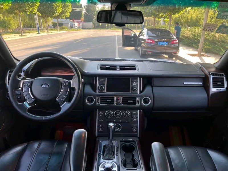 廊坊12年路虎揽胜行政6