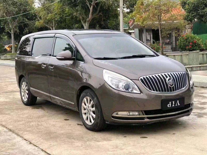 珠海13年别克GL82