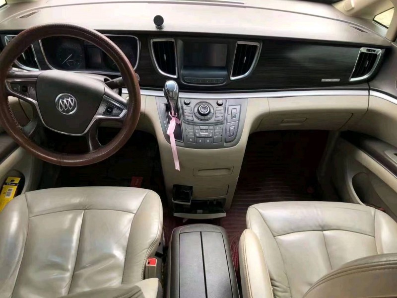 珠海13年别克GL86