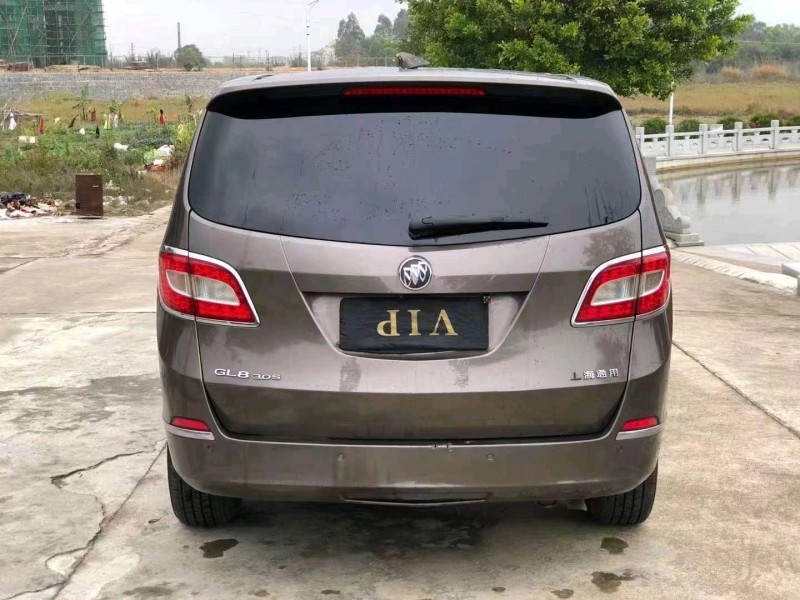 珠海13年别克GL87