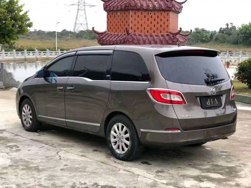 珠海13年别克GL89