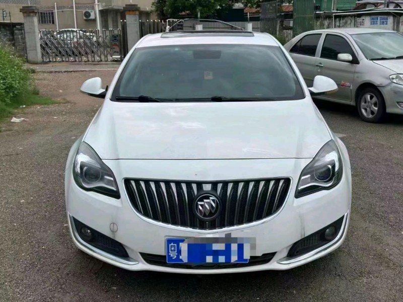 珠海14年别克君威1