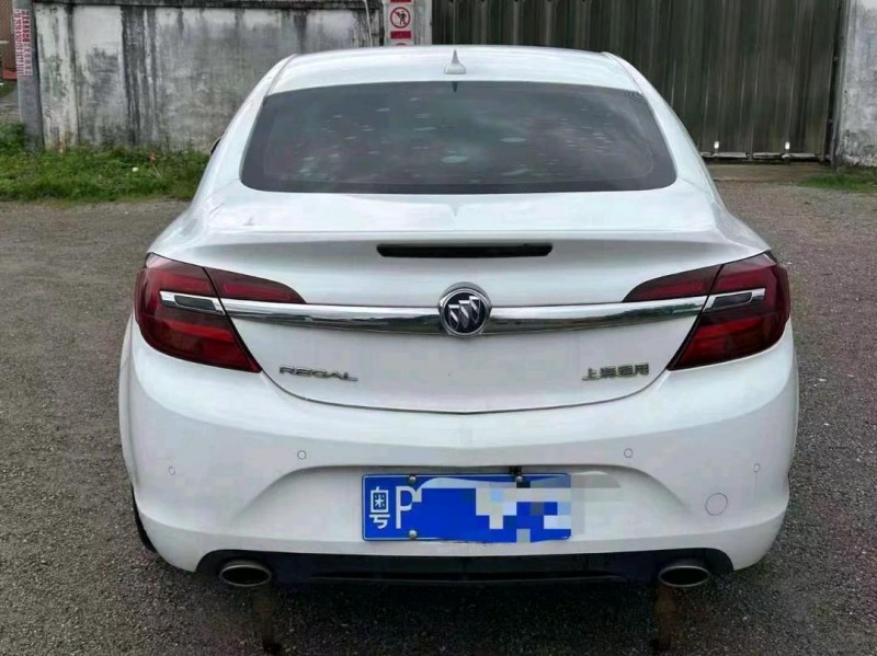 珠海14年别克君威5