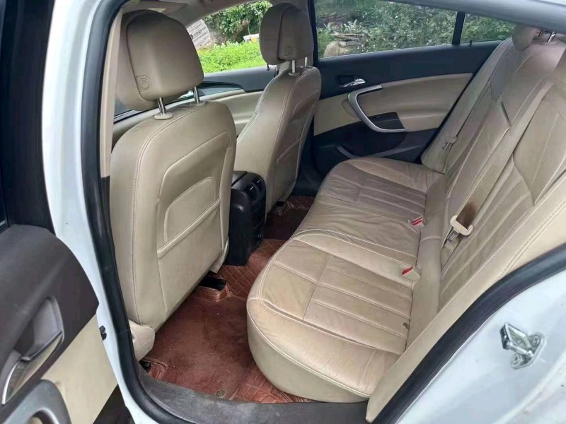 珠海14年别克君威8