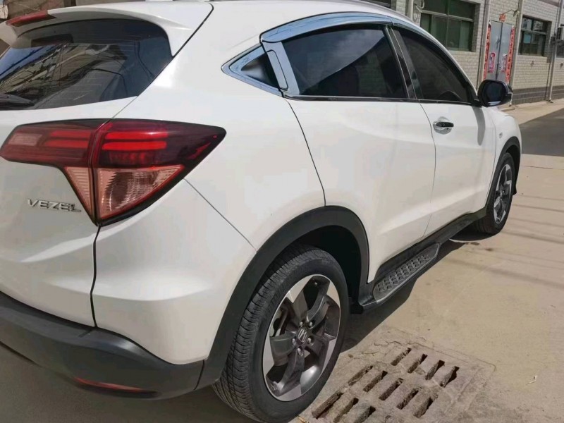 保定18年本田缤智4