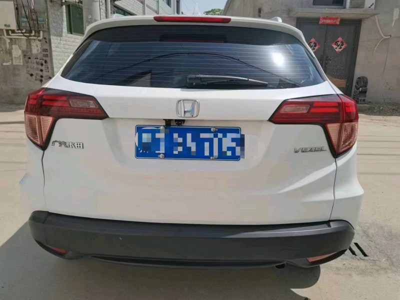 保定18年本田缤智9