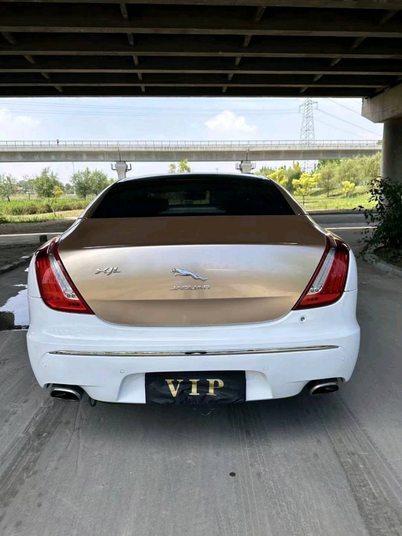 枣庄12年捷豹XJL7