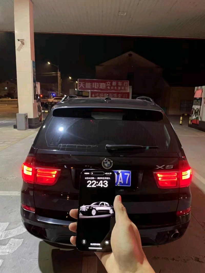 常州12年宝马X52