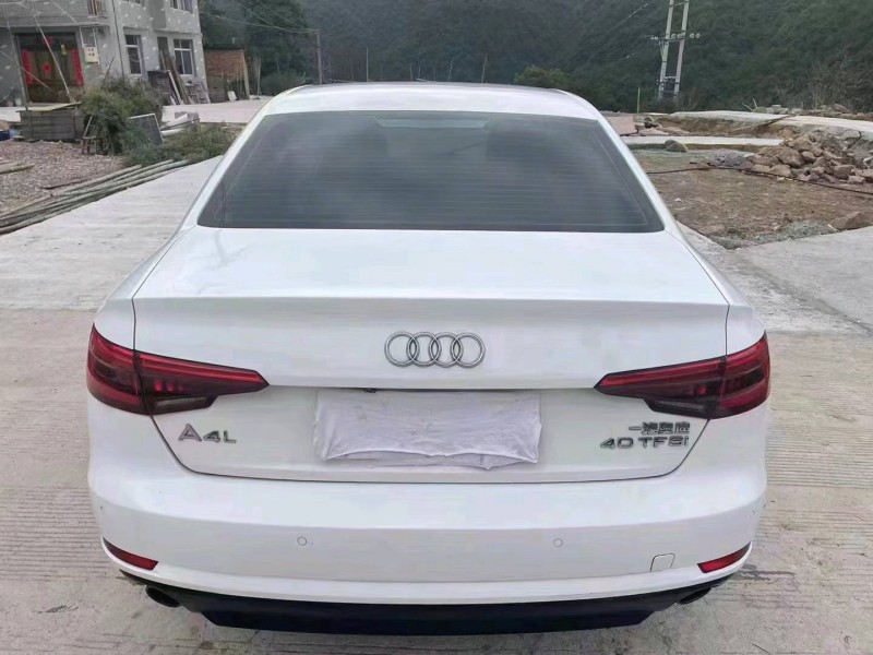 嘉兴17年奥迪A4L3