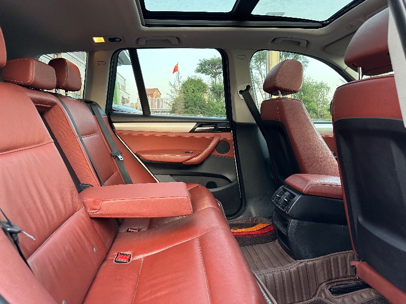 淄博13年宝马X36