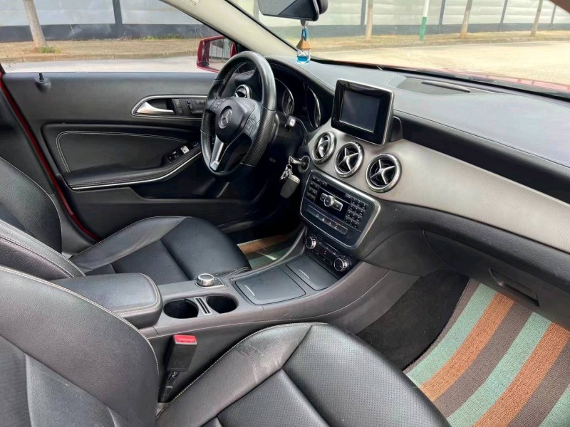 淮南15年奔驰GLA3