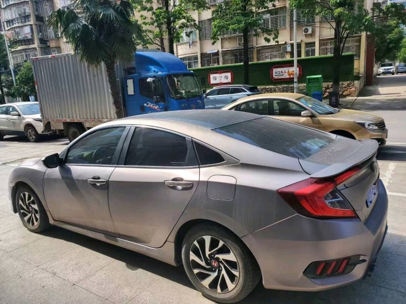 宜昌18年本田思域8