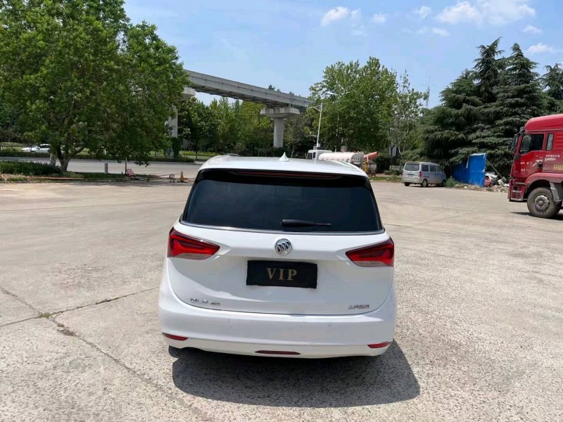 东营21年别克GL69