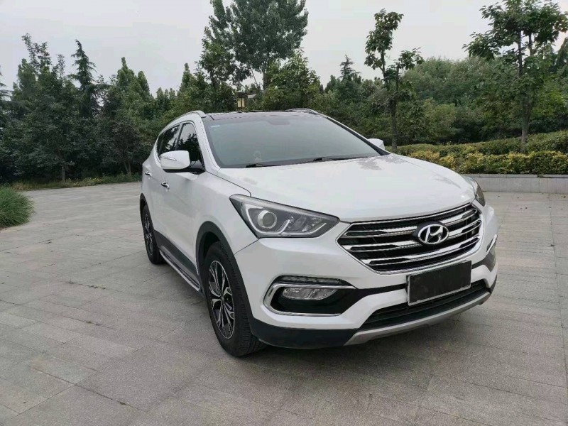 东营16年现代新胜达9