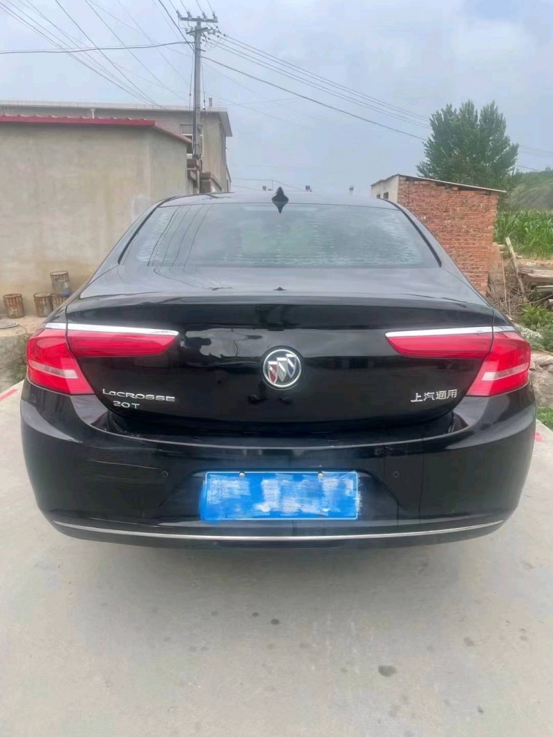 石家庄16年别克君越9