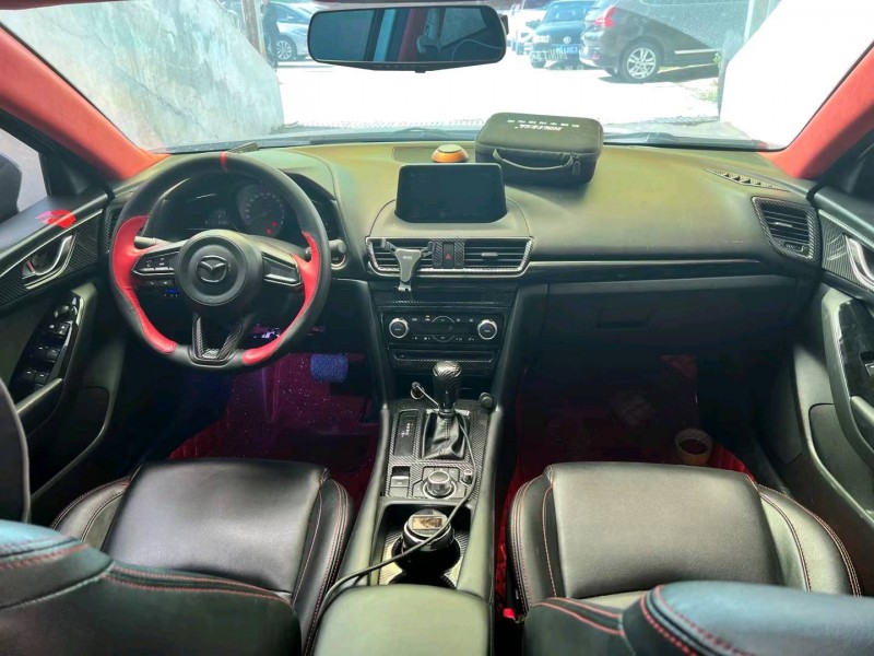 淮南18年马自达昂克赛拉8