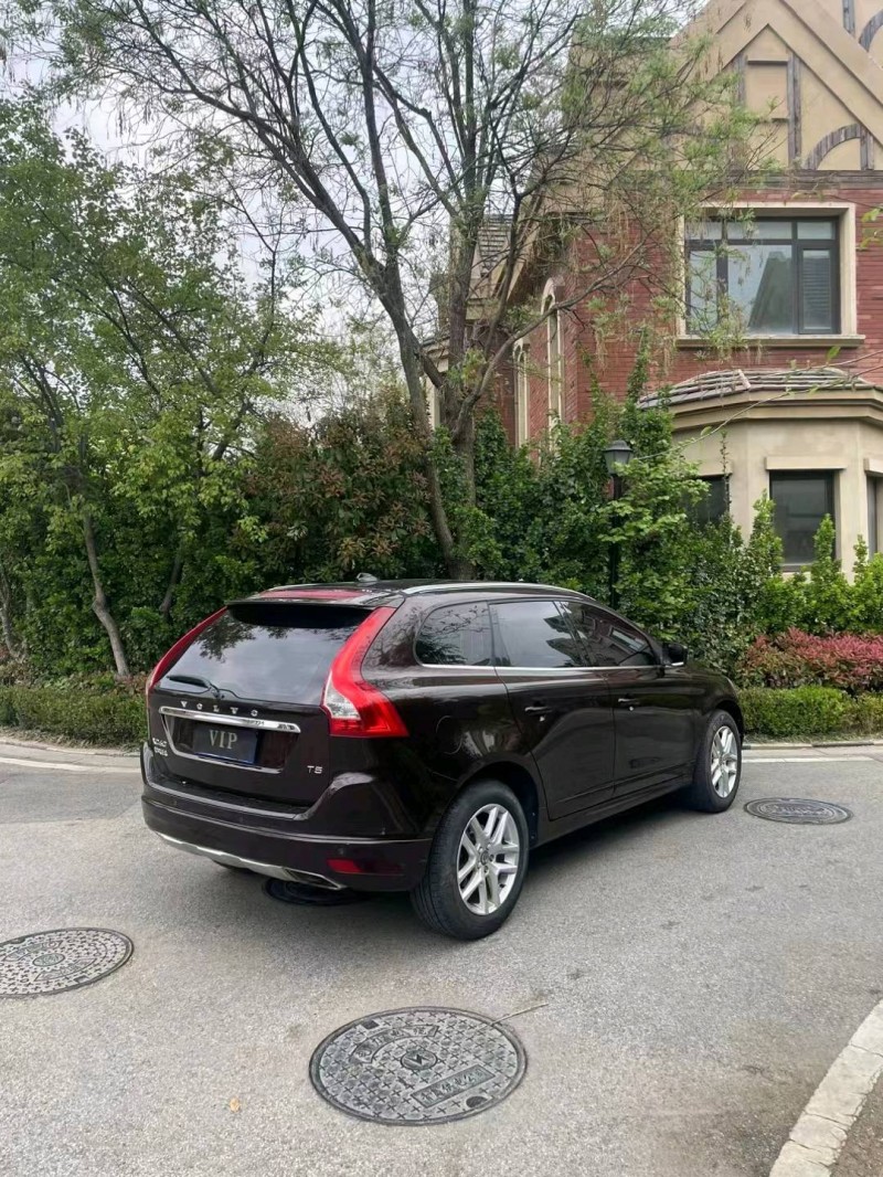 东营16年沃尔沃XC604