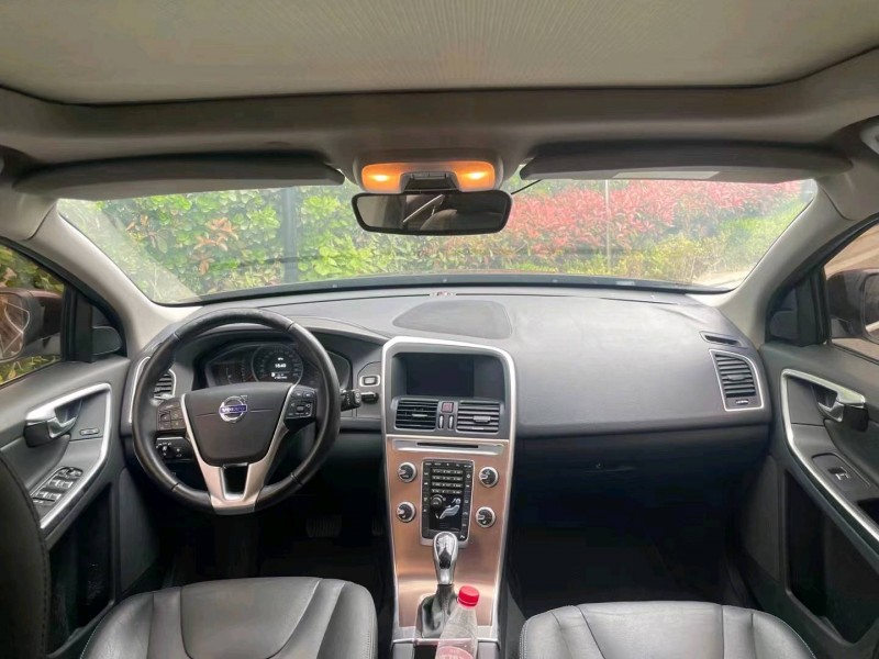东营16年沃尔沃XC605