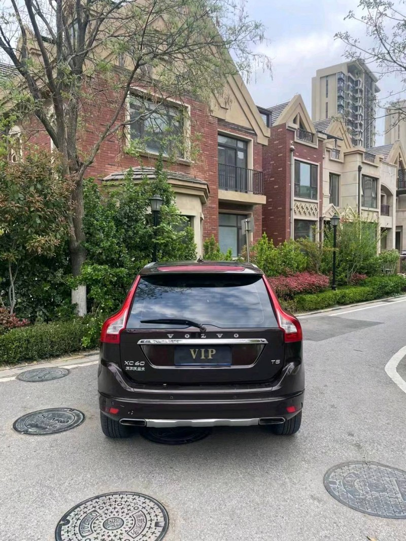 东营16年沃尔沃XC609