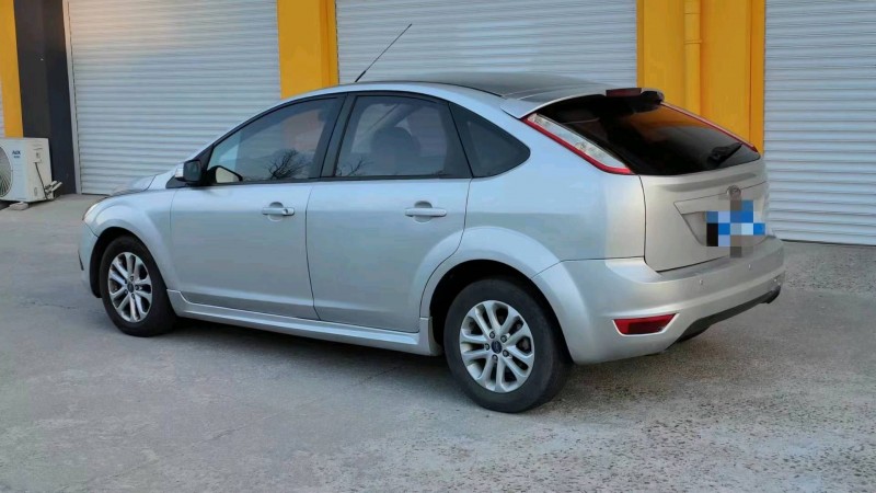 济宁12年福特福克斯4