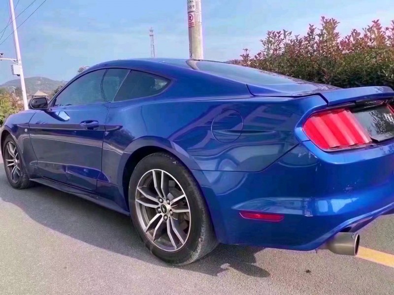 东营17年福特野马4