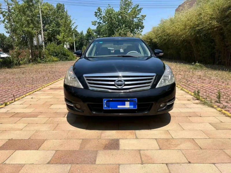 保定09年日产天籁1