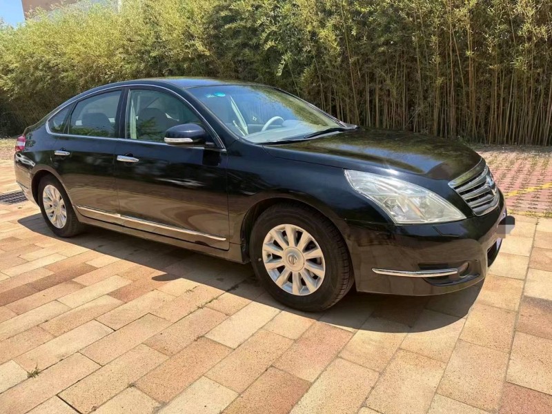 保定09年日产天籁3