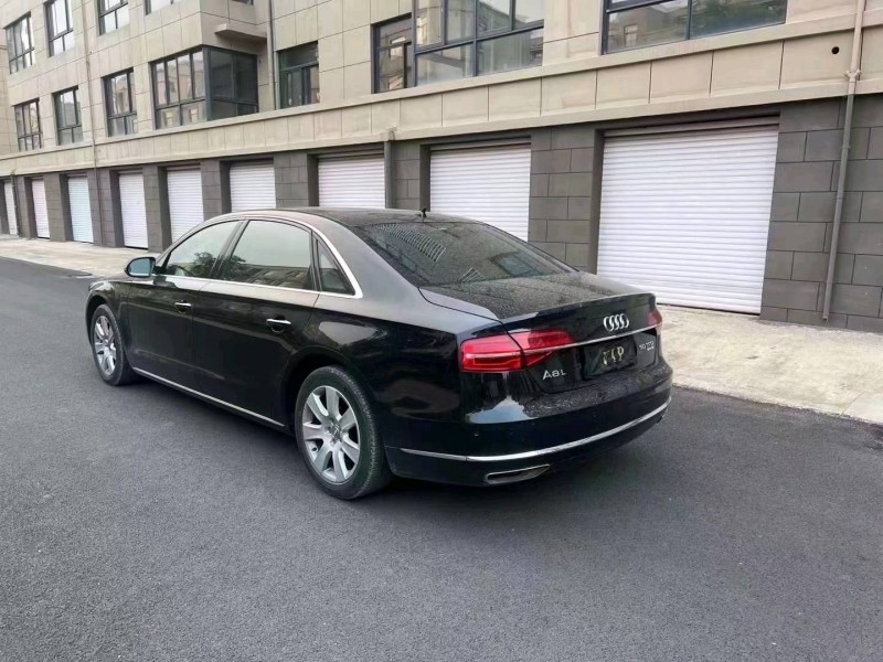 枣庄15年奥迪A8L7