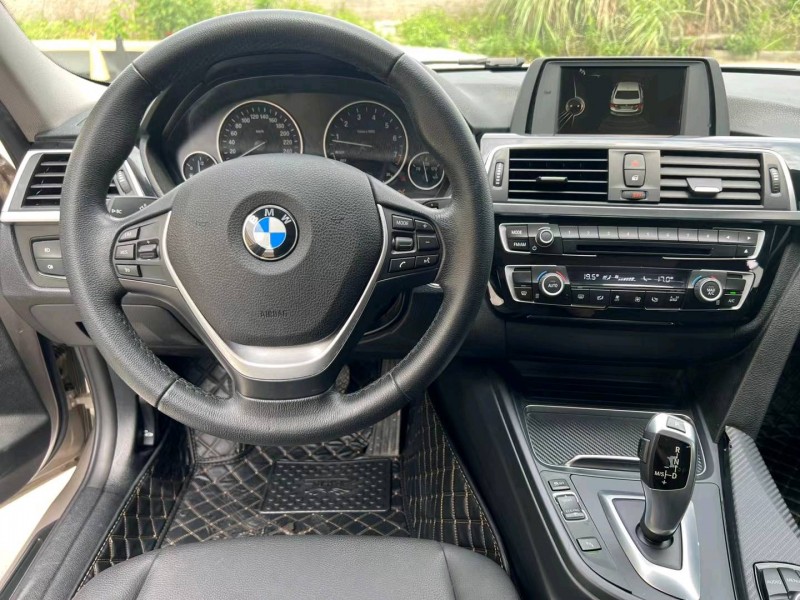 宜昌17年宝马3系9