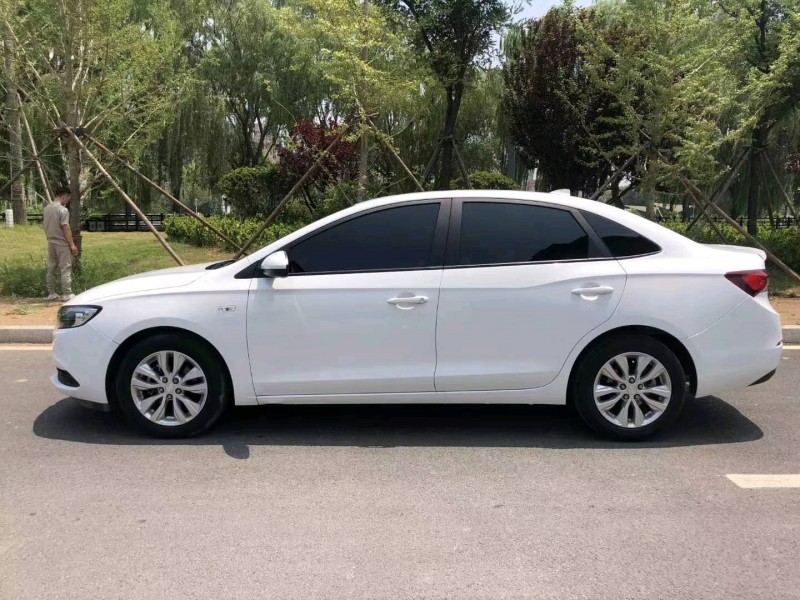 淄博22年别克英朗8