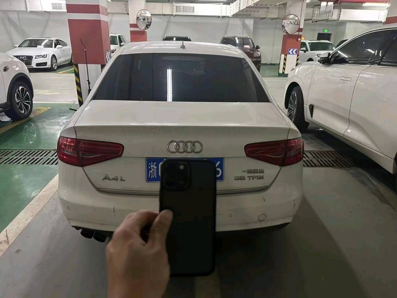 湖州12年奥迪A4L9