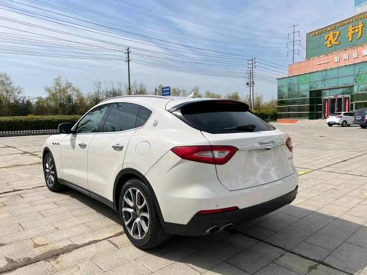 盐城17年玛莎拉蒂Levante9