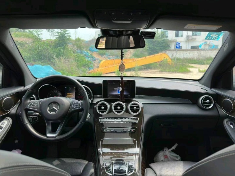 洛阳19年奔驰GLC5