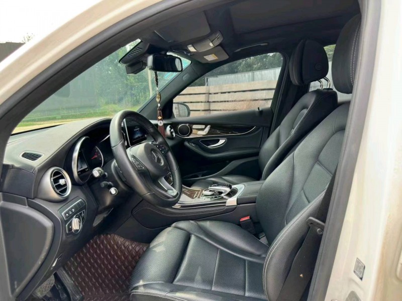 洛阳19年奔驰GLC8