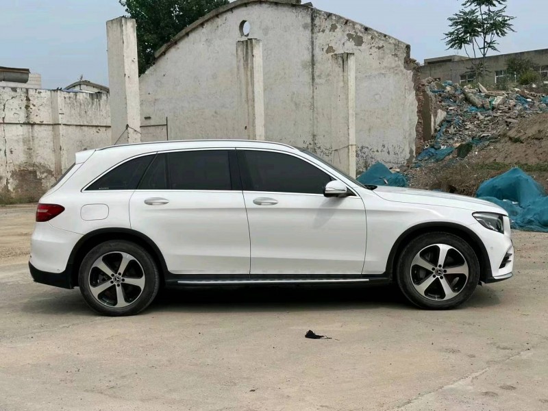 洛阳19年奔驰GLC9