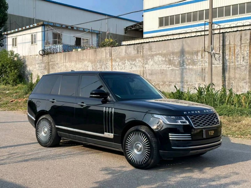 青岛18年路虎揽胜行政7