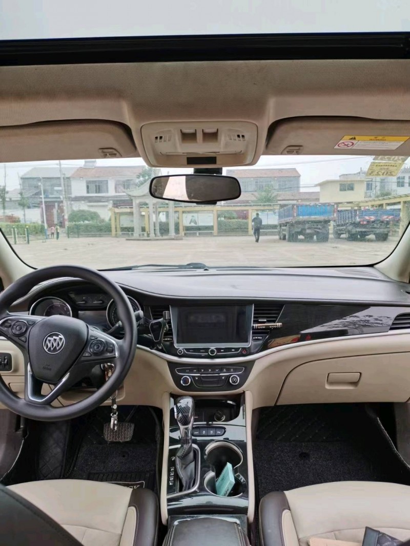 徐州17年别克威朗4