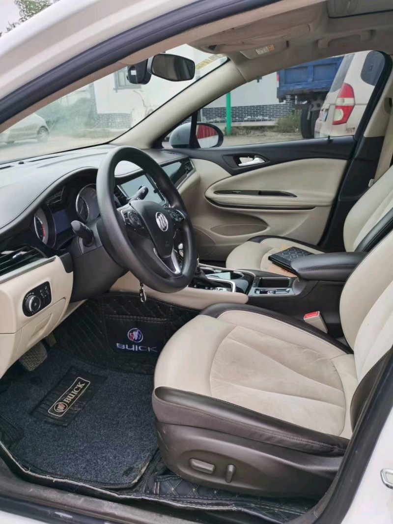 徐州17年别克威朗3