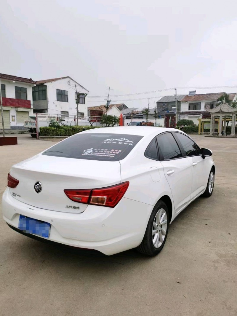 徐州17年别克威朗7