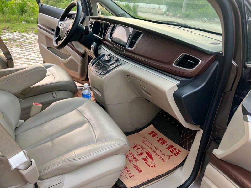 徐州16年别克GL86