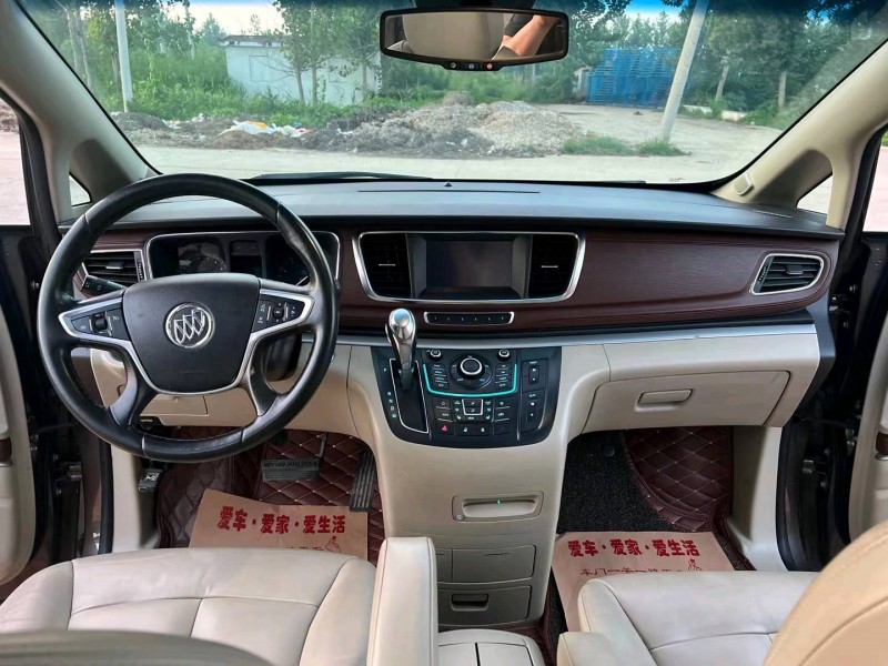 徐州16年别克GL85